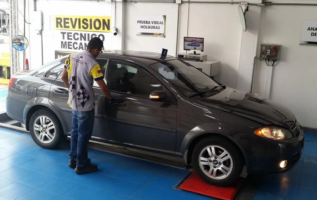 Técnico Mecánica 2026: Precios, exentos y cuánto vale la multa si no la tiene - El Carro Colombiano