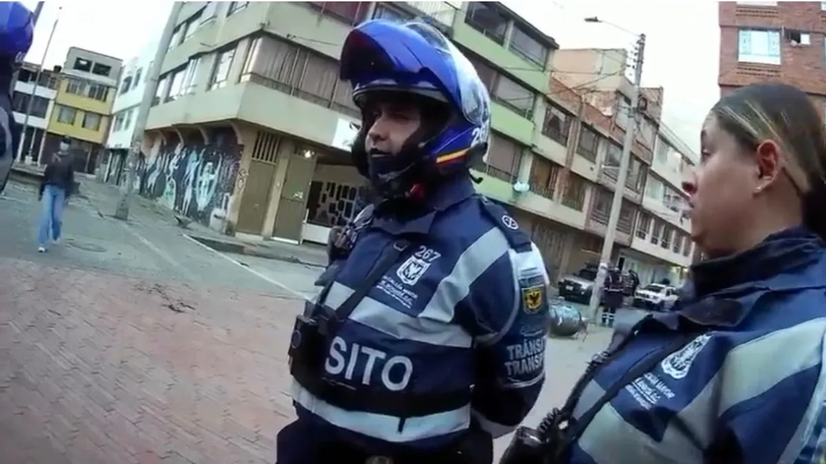 Agentes de tránsito Bogotá: seguridad y convivencia vial