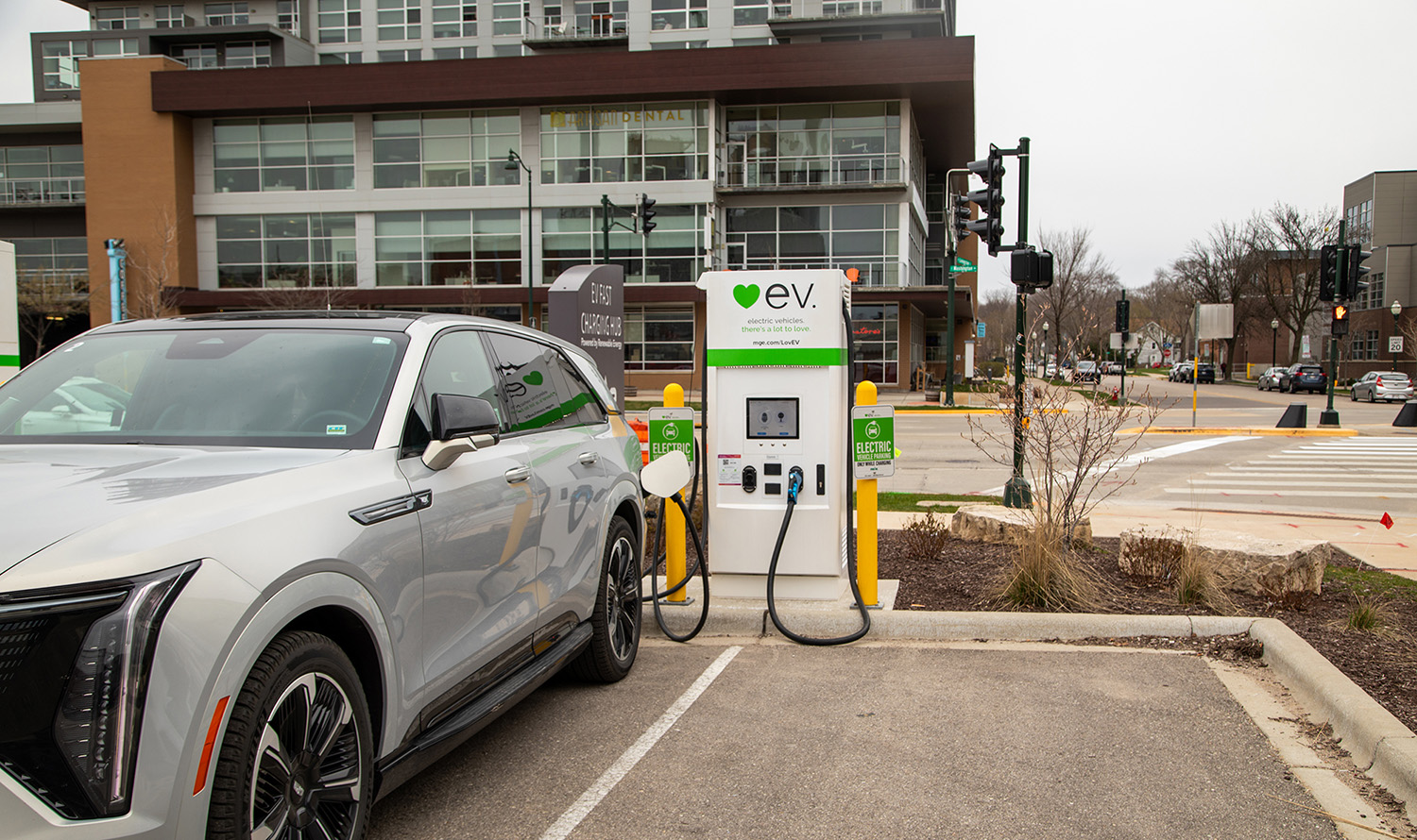 Cargadores eléctricos Colombia: meta 2035
