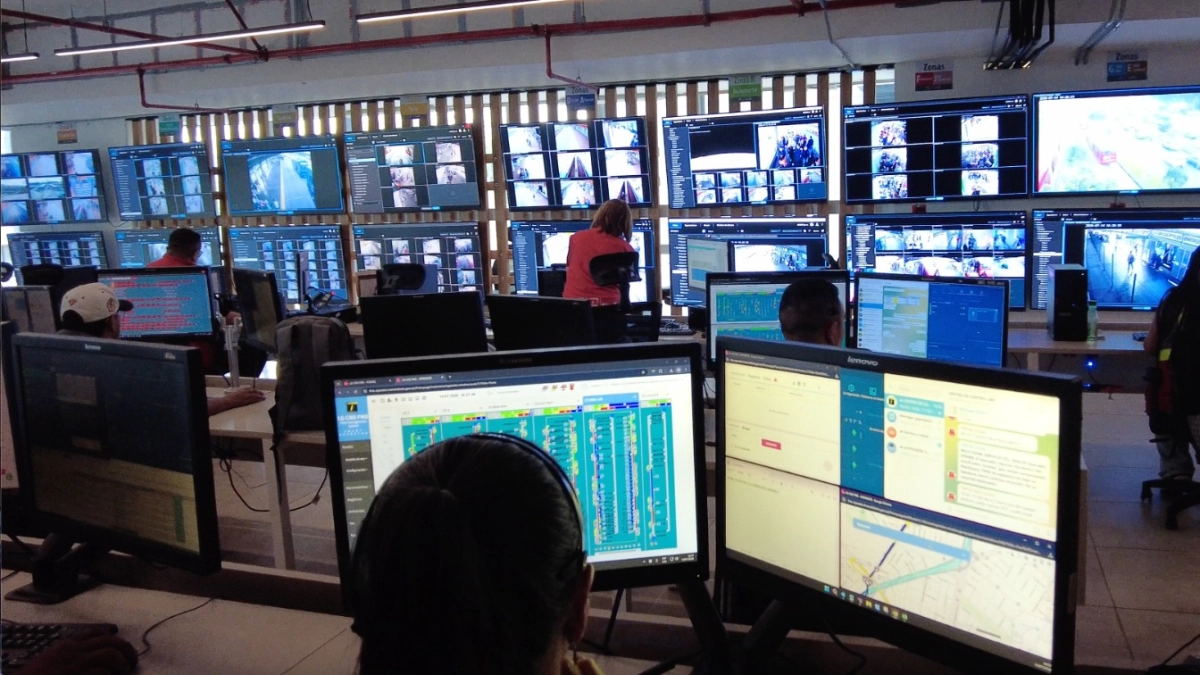 Centro Control TransMilenio: cámaras y seguridad