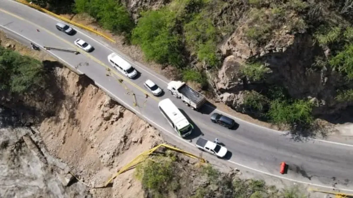 Vía Bucaramanga Bogotá: alerta por agrietamientos hoy